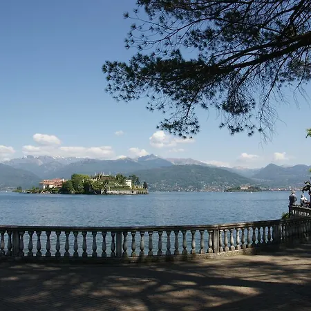 Il Nuovo Palazzotto * Stresa