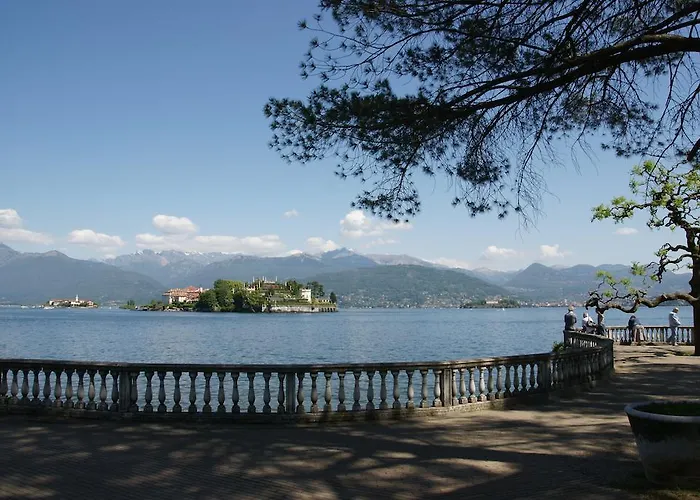 Il Nuovo Palazzotto * 스트레사